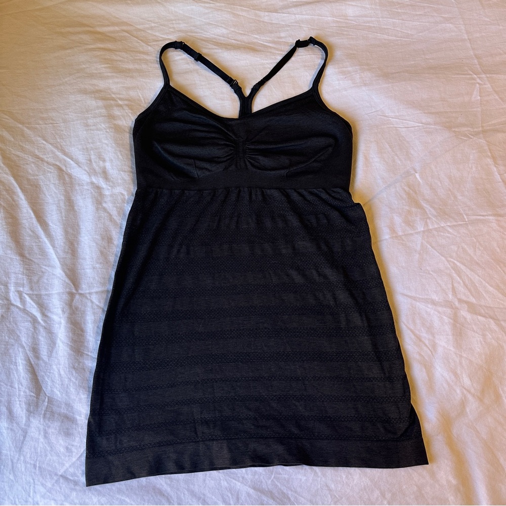 Lululemon Ebb & Flow Tank | Black | Size 6 | Like New